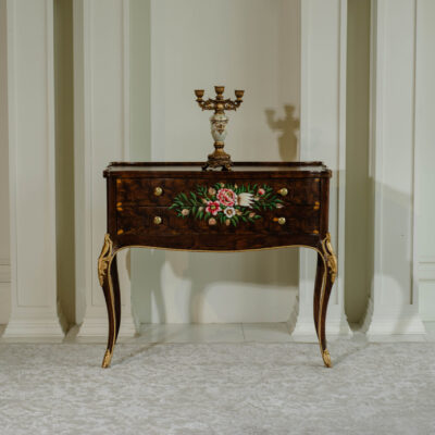 French Console