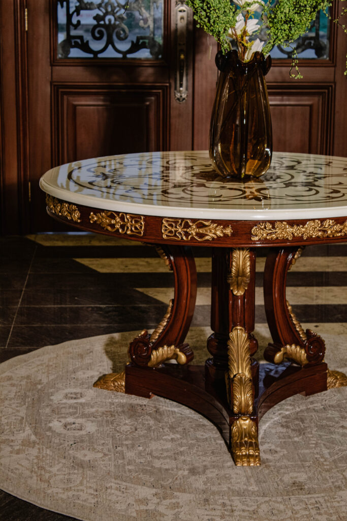 this img is for Painted Round Foyer Table