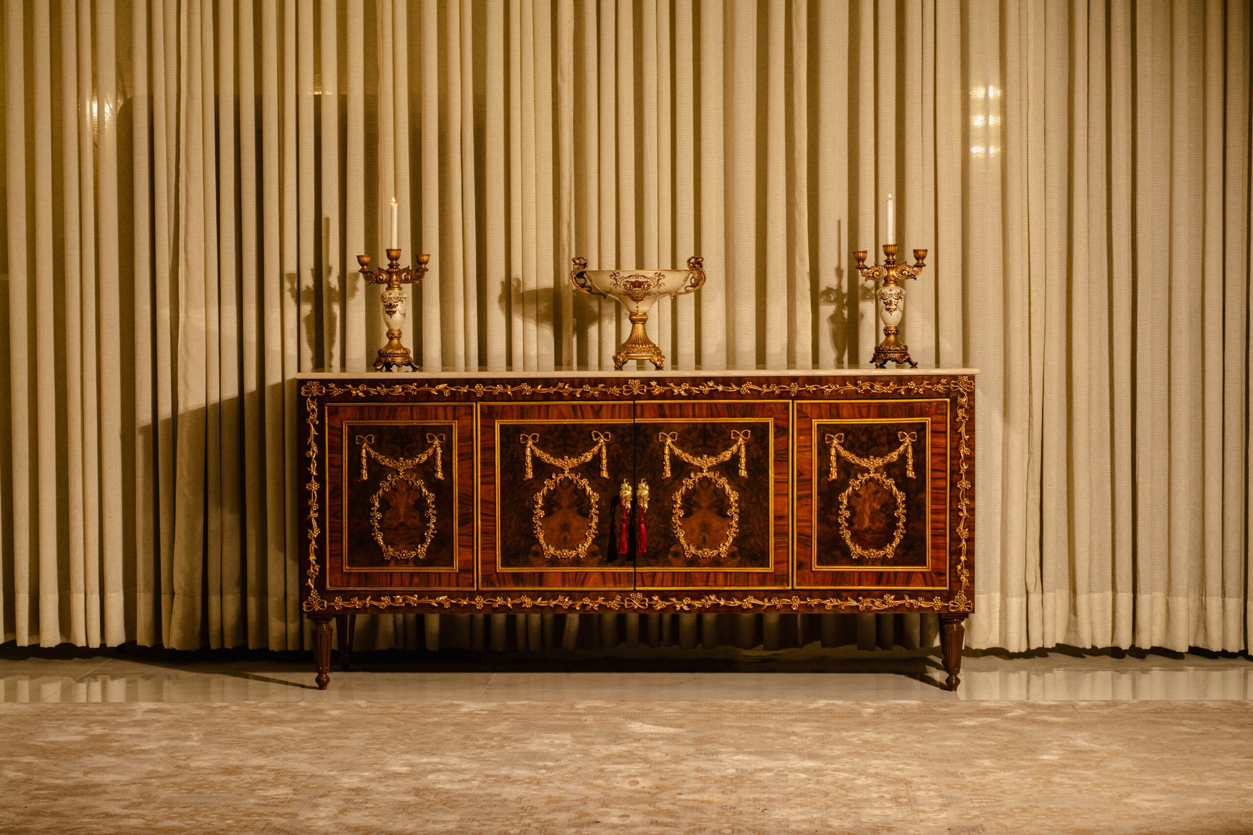 Regence Sideboard With Marble - Image 4