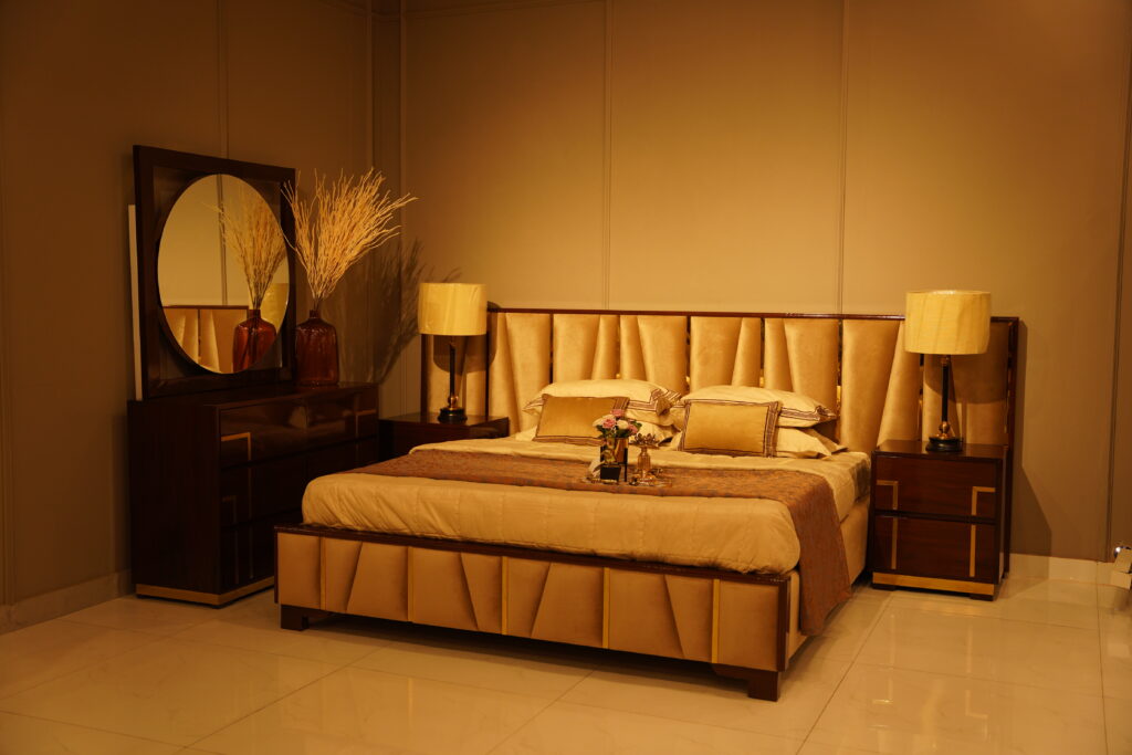 Brass Line Bed Set