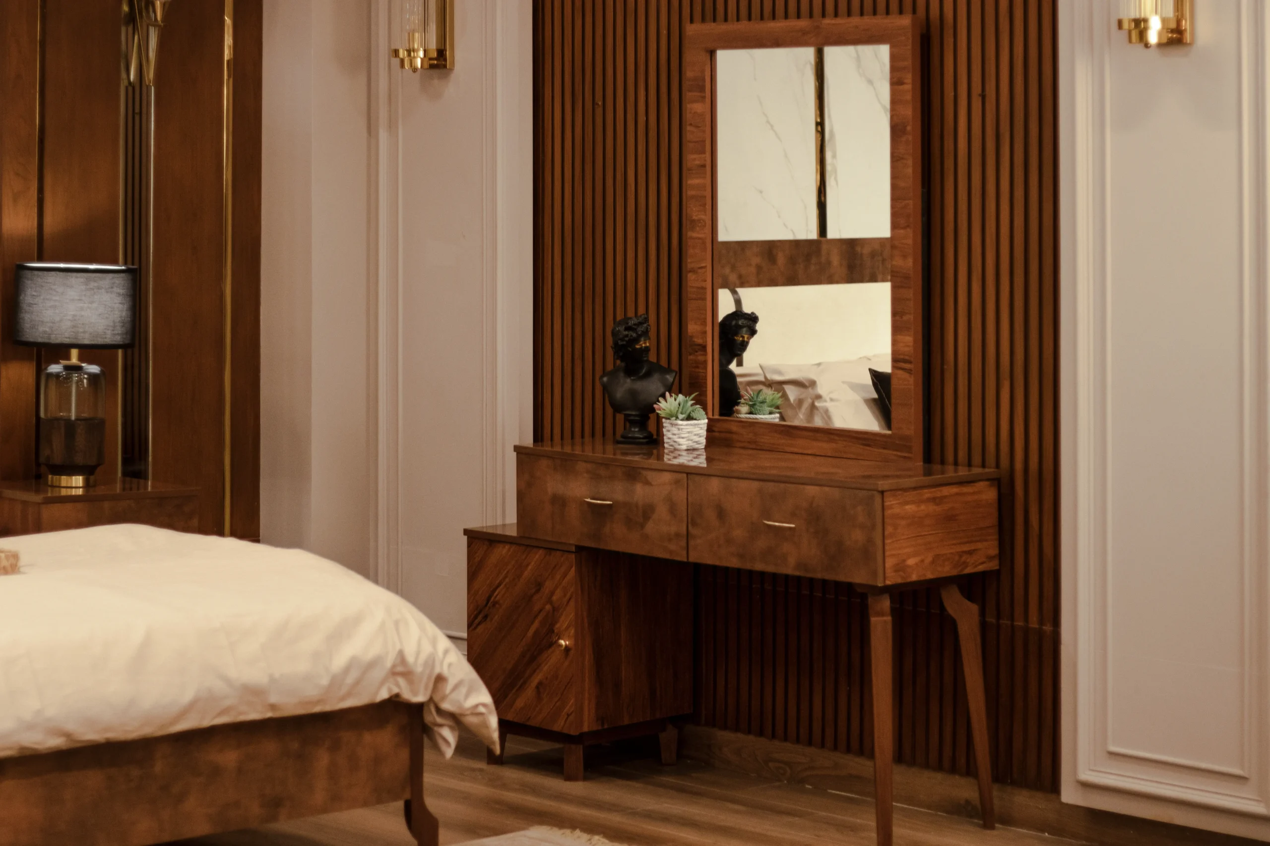 Claudia Bed Set