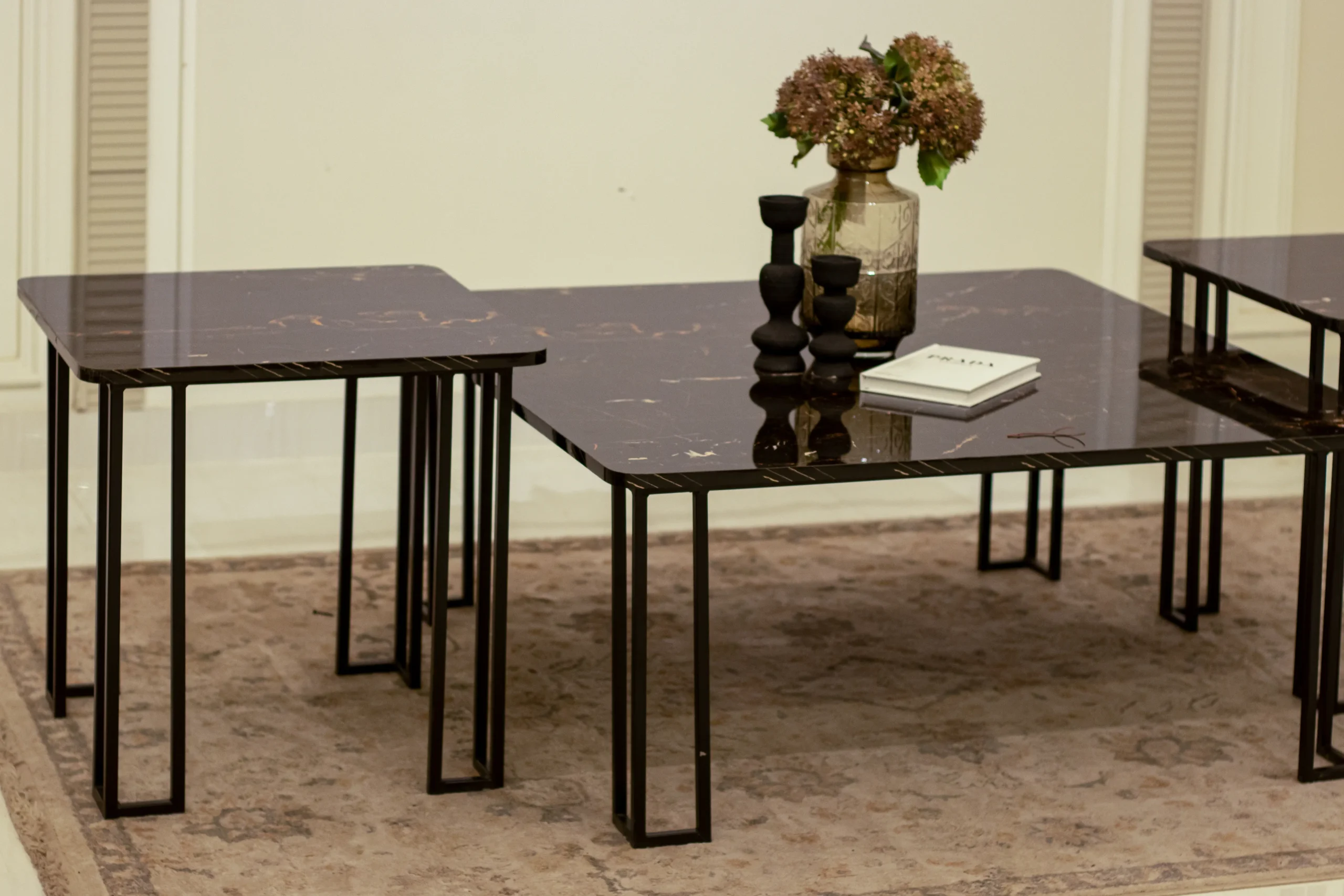 Axis Center Table Set