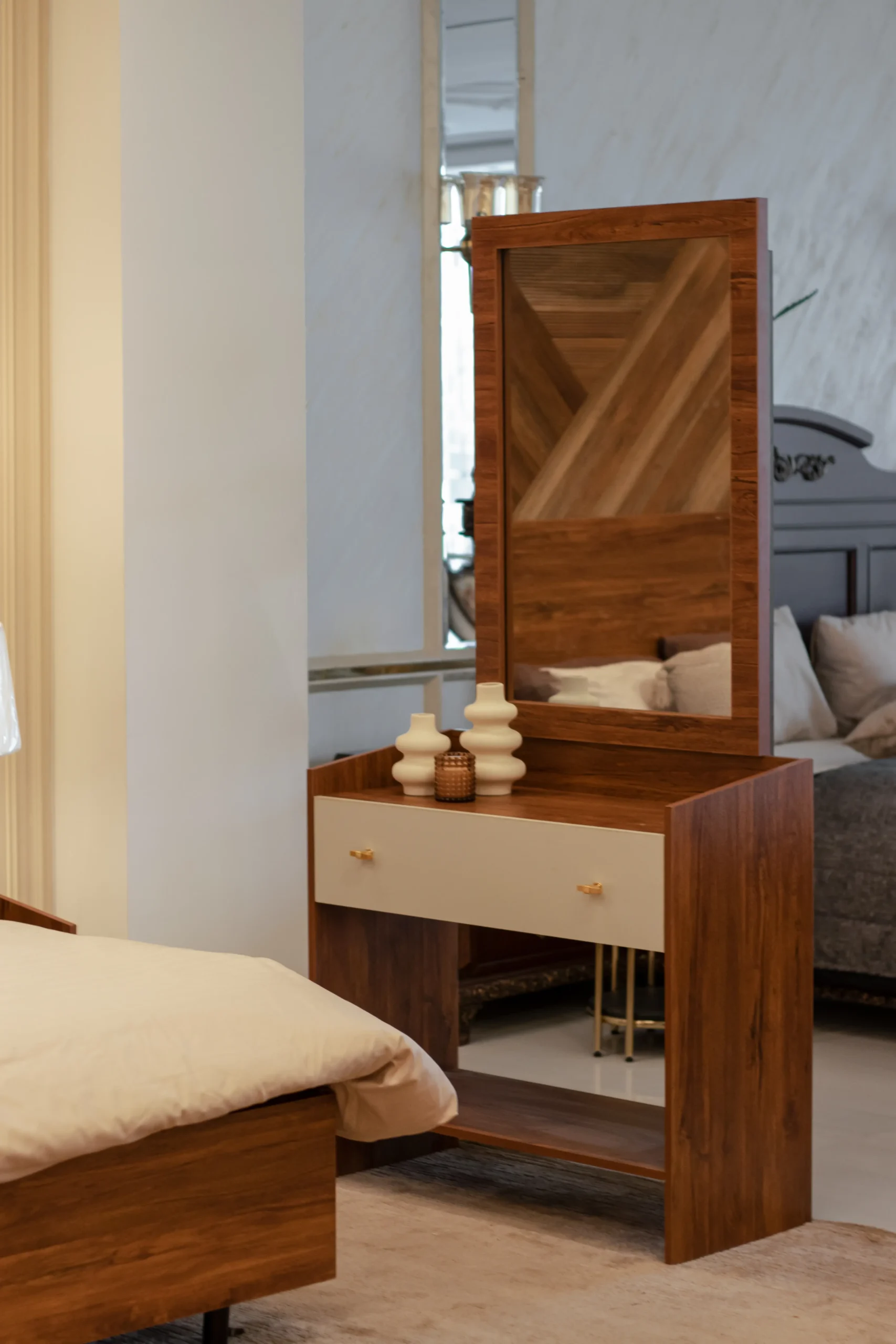 Solara Bed Set - Image 4