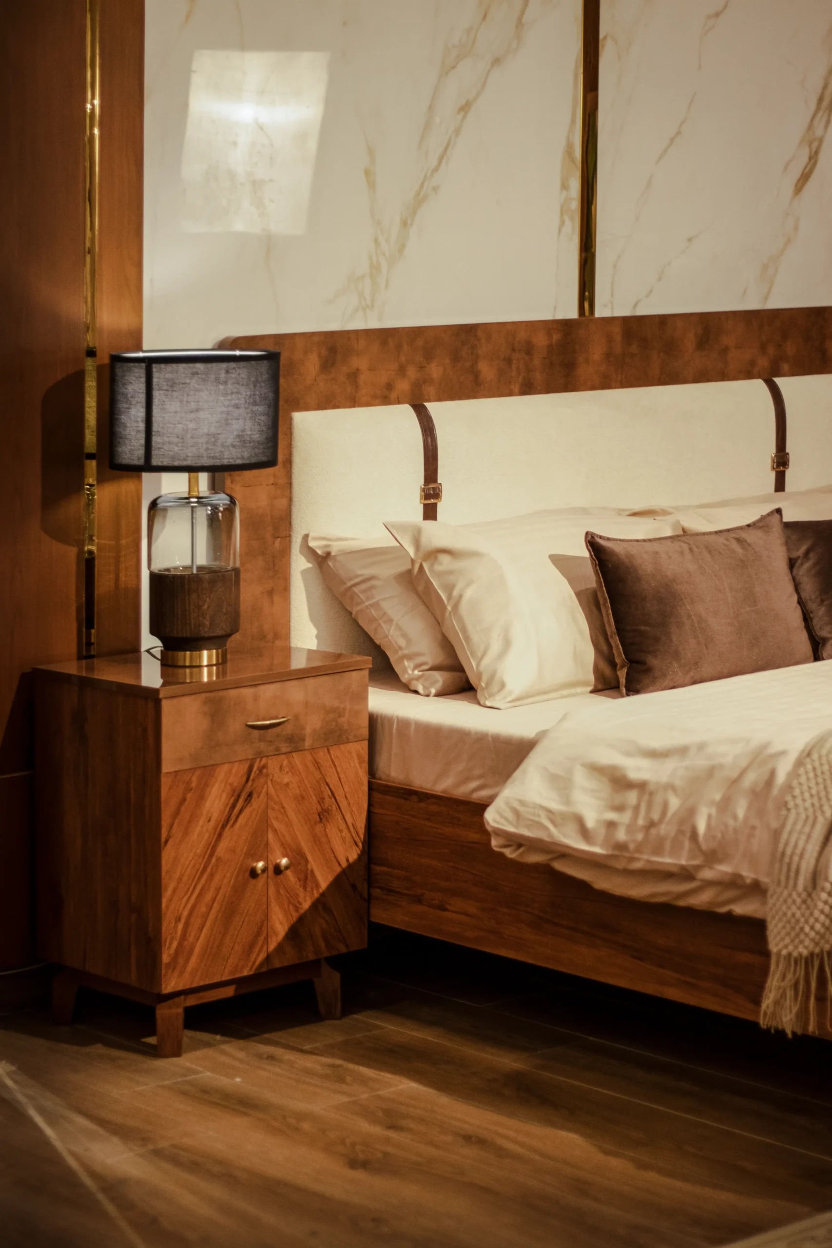 Claudia Bed Set