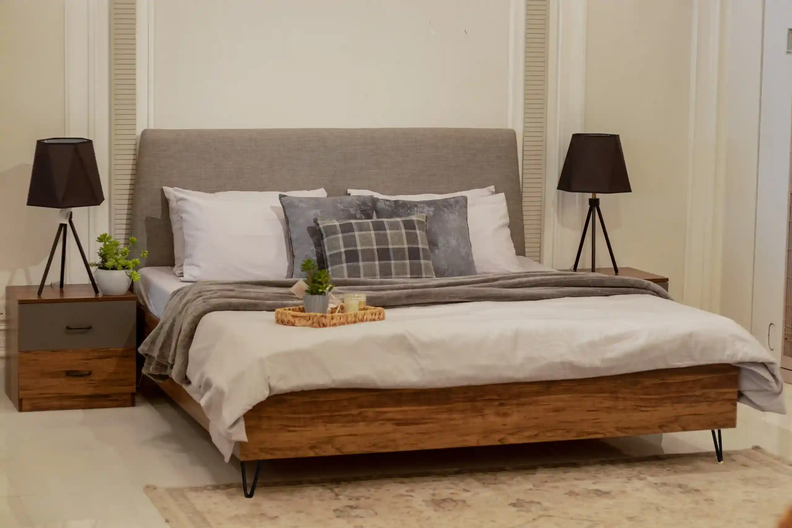 Luna contemporary premium bed frame