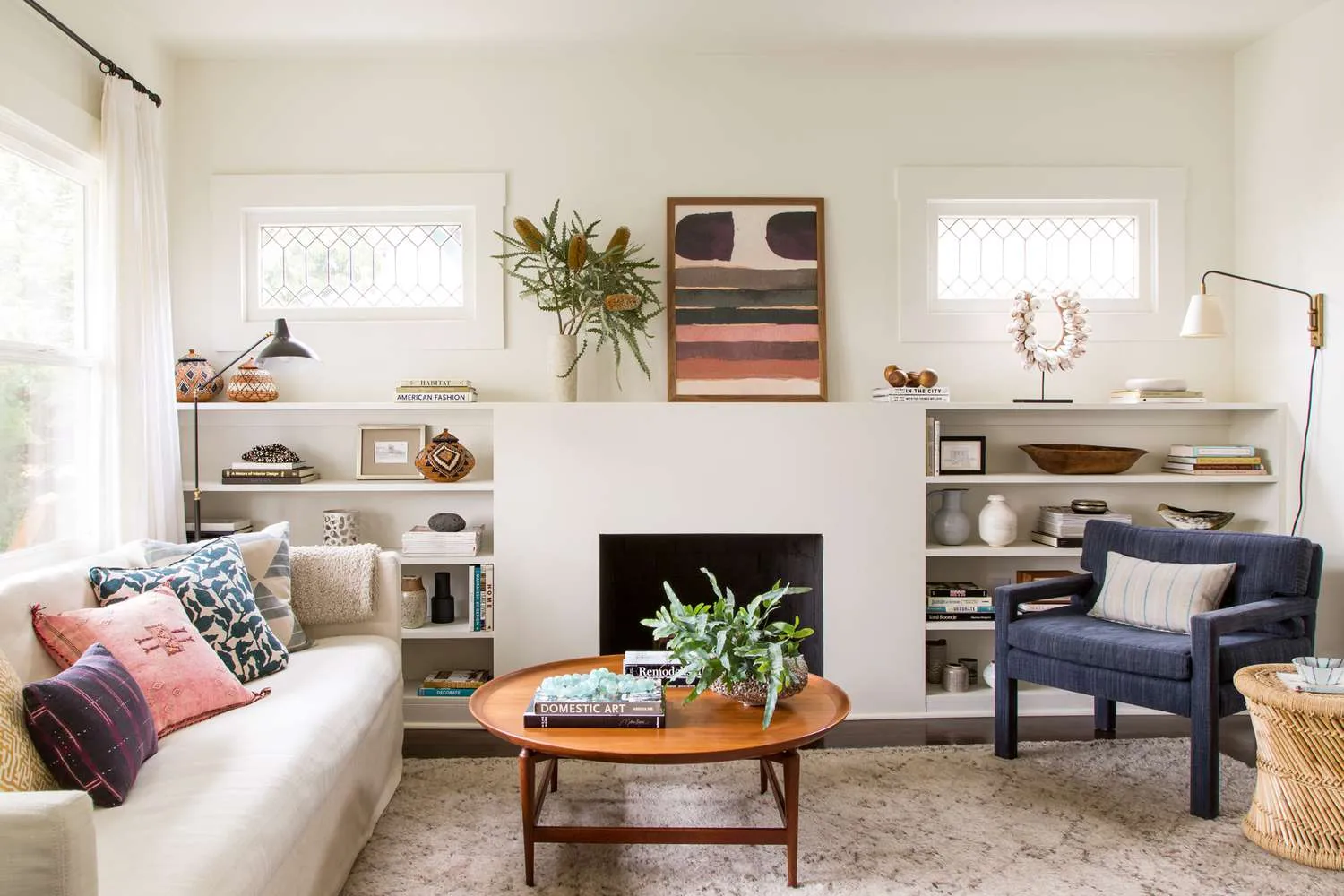 How to Set Up a Modern Living Room on a Budget