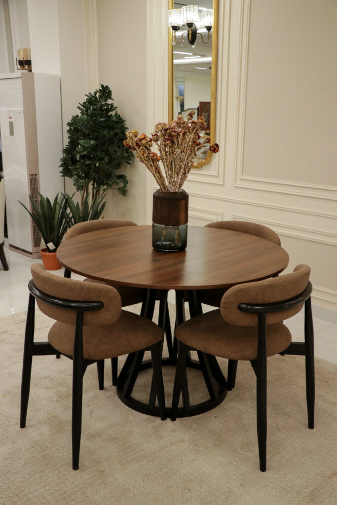 aura dining