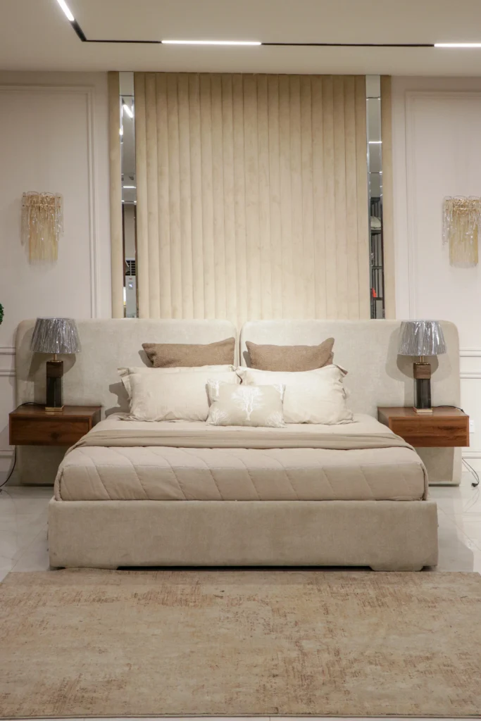 Aura Bed Set